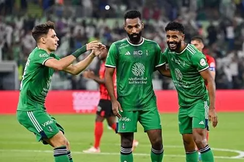 توني ضد ريتيجي.. تشكيل مباراة الأهلي والقادسية في السوبر السعودي